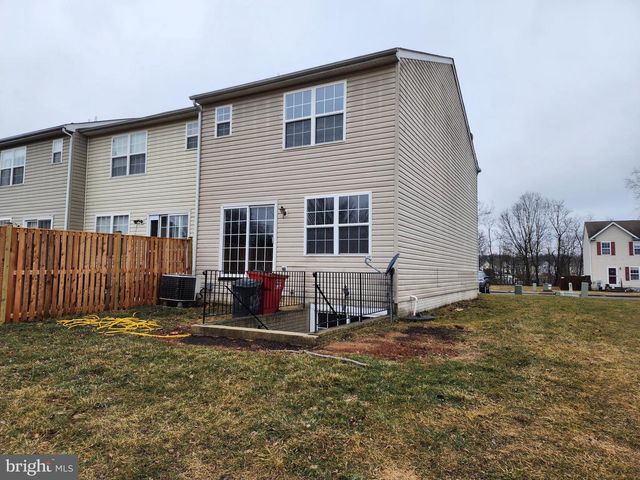 50 CURRITUCK CT, Bunker Hill, WV 25413