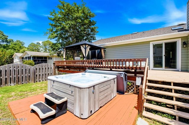 8116 Schooner Place, Wilmington, NC 28412