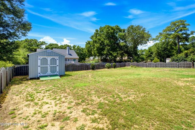 8116 Schooner Place, Wilmington, NC 28412