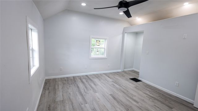 118 E ERIE Street, Linesville, PA 16424