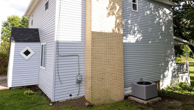 118 E ERIE Street, Linesville, PA 16424