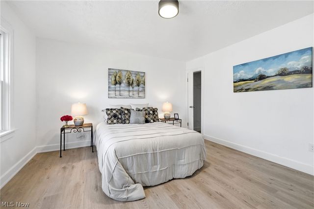 2009 Marlindale Road, Cleveland, OH 44118