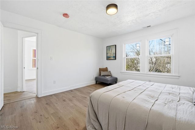 2009 Marlindale Road, Cleveland, OH 44118