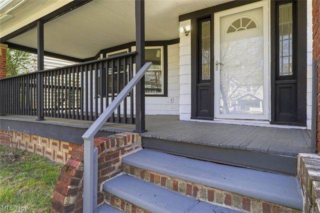 2009 Marlindale Road, Cleveland, OH 44118