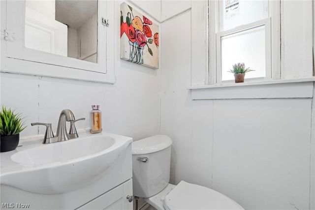 2009 Marlindale Road, Cleveland, OH 44118