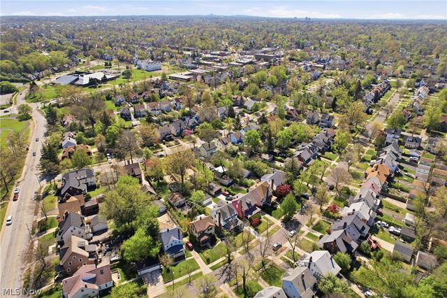 2009 Marlindale Road, Cleveland, OH 44118