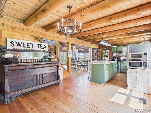 15648 County Road 9 ., Fitzpatrick, AL 36029