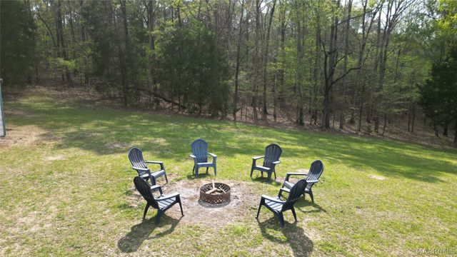 15648 County Road 9 ., Fitzpatrick, AL 36029