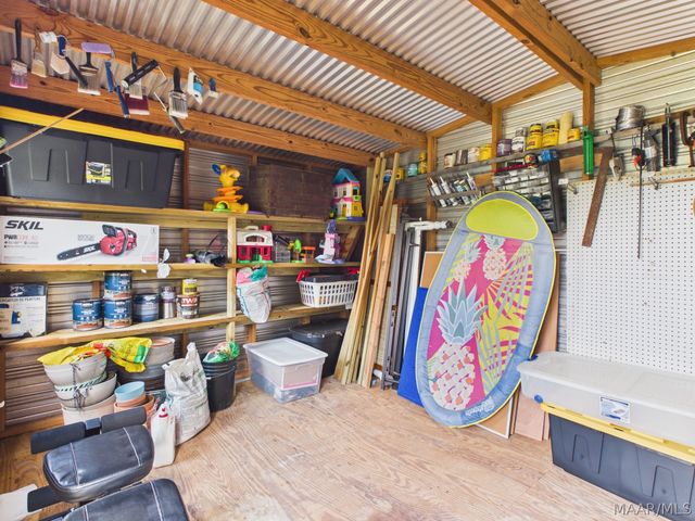 15648 County Road 9 ., Fitzpatrick, AL 36029