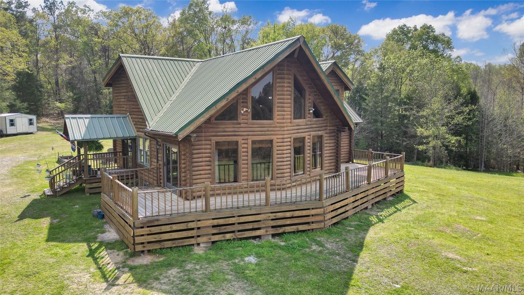 15648 County Road 9 ., Fitzpatrick, AL 36029