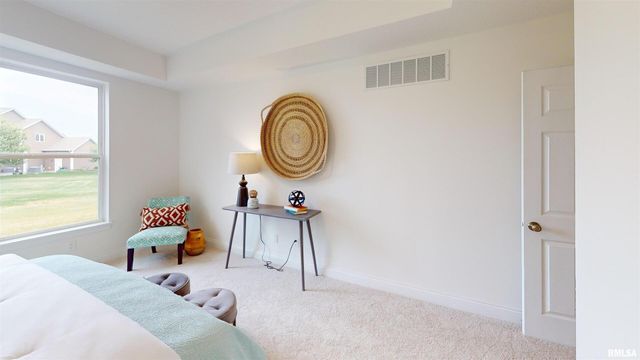 5931 BUTTERFIELD Drive, Bettendorf, IA 52722