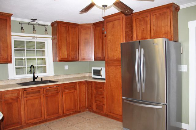 201 Emmett Ave, NW, Cleveland, TN 37311