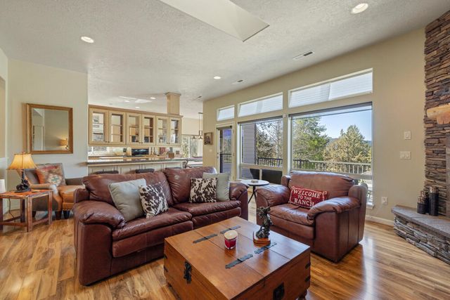 4934 Horned Lark Drive, Klamath Falls, OR 97601