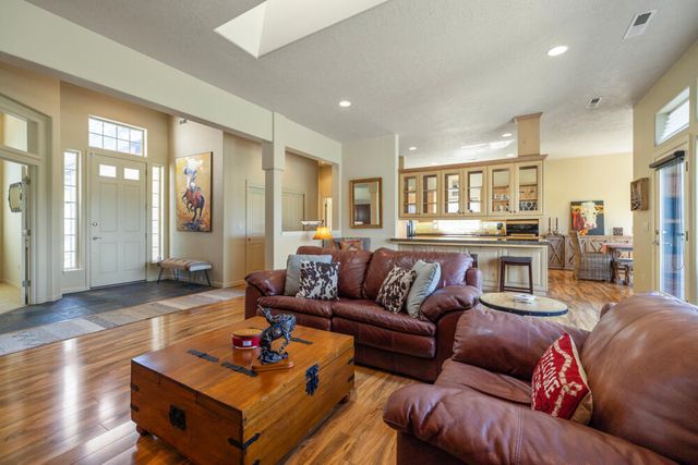 4934 Horned Lark Drive, Klamath Falls, OR 97601