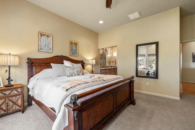 4934 Horned Lark Drive, Klamath Falls, OR 97601