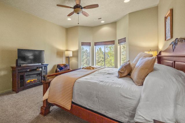 4934 Horned Lark Drive, Klamath Falls, OR 97601