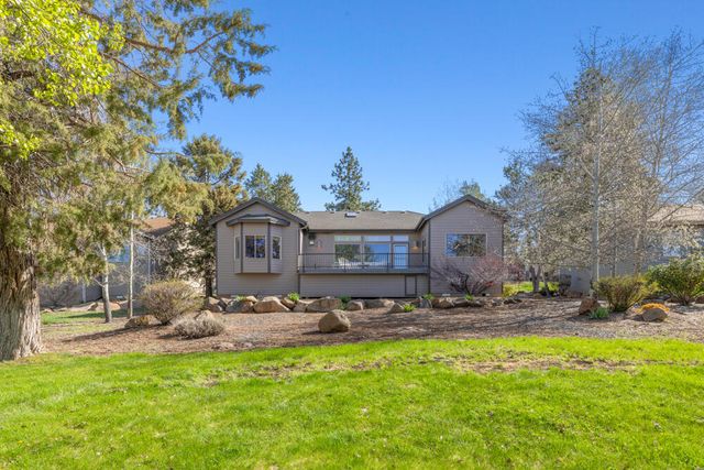 4934 Horned Lark Drive, Klamath Falls, OR 97601