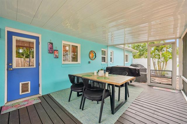 6417 24TH AVENUE N, St Petersburg, FL 33710