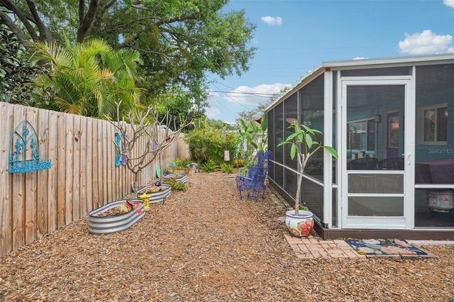 6417 24TH AVENUE N, St Petersburg, FL 33710