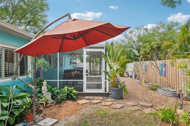 6417 24TH AVENUE N, St Petersburg, FL 33710