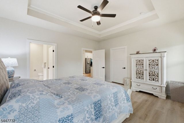 5 Harris Hawk Rd, Washington Twp., NJ 07882