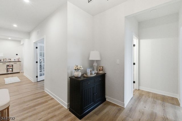 5 Harris Hawk Rd, Washington Twp., NJ 07882