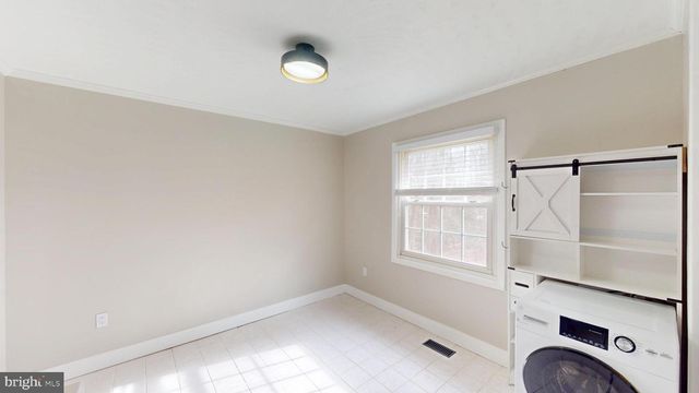 11813 CORNWELL DR, Manassas, VA 20112