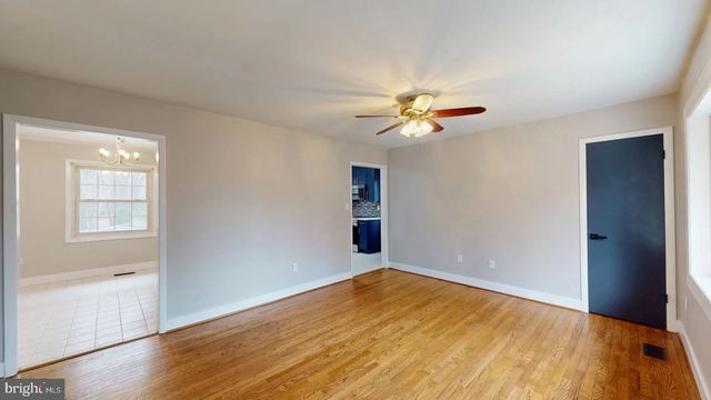 11813 CORNWELL DR, Manassas, VA 20112