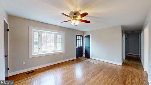 11813 CORNWELL DR, Manassas, VA 20112