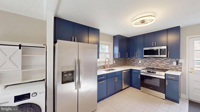 11813 CORNWELL DR, Manassas, VA 20112