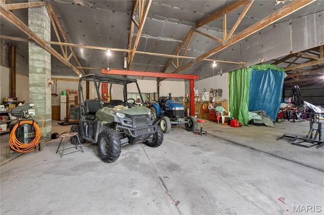 125 Rolling Acres Lane, Hillsboro, MO 63050