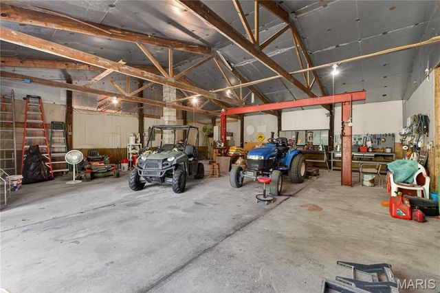 125 Rolling Acres Lane, Hillsboro, MO 63050