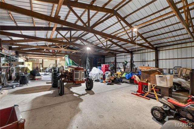 125 Rolling Acres Lane, Hillsboro, MO 63050