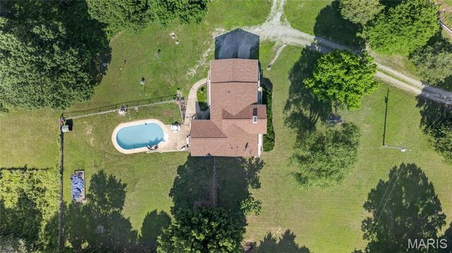 125 Rolling Acres Lane, Hillsboro, MO 63050