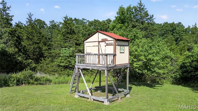 125 Rolling Acres Lane, Hillsboro, MO 63050