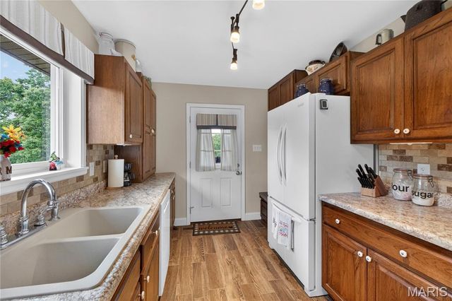 125 Rolling Acres Lane, Hillsboro, MO 63050