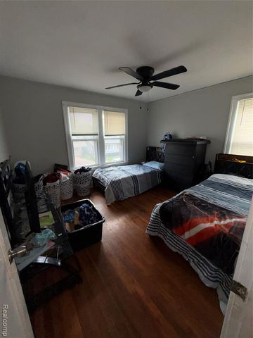 12215 Cherrylawn Street, Detroit, MI 48204