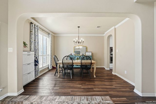 711 Midway Crest, San Antonio, TX 78258