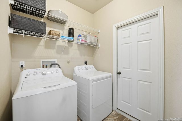 711 Midway Crest, San Antonio, TX 78258