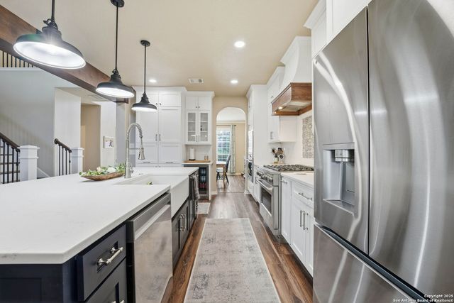 711 Midway Crest, San Antonio, TX 78258