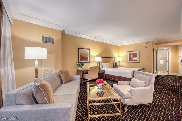 2000 Fashion Show Drive 1828, Las Vegas, NV 89109