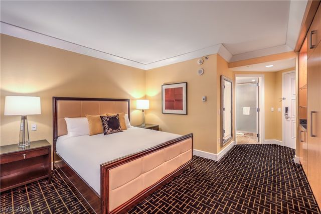 2000 Fashion Show Drive 1828, Las Vegas, NV 89109