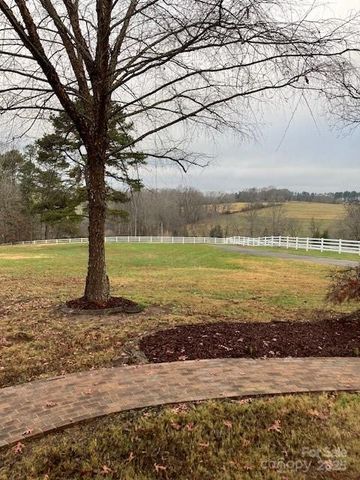 4462-1 Hoover Road, Lawndale, NC 28090