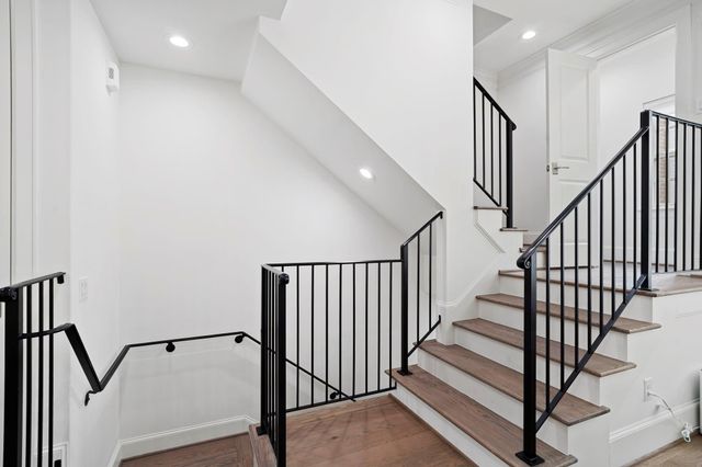 2174 Briarglen Drive, Houston, TX 77027