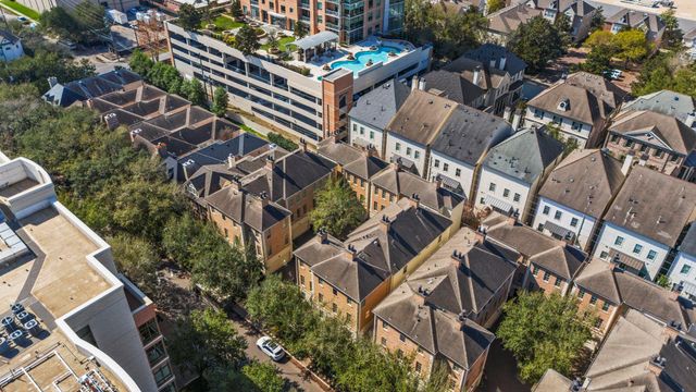 2174 Briarglen Drive, Houston, TX 77027