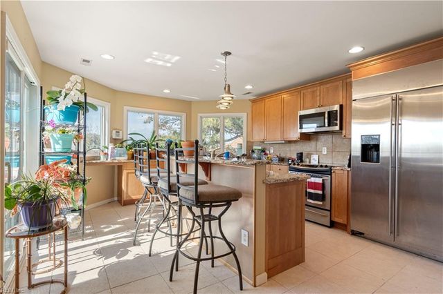 304 Ruddy CRES, Virginia Beach, VA 23456