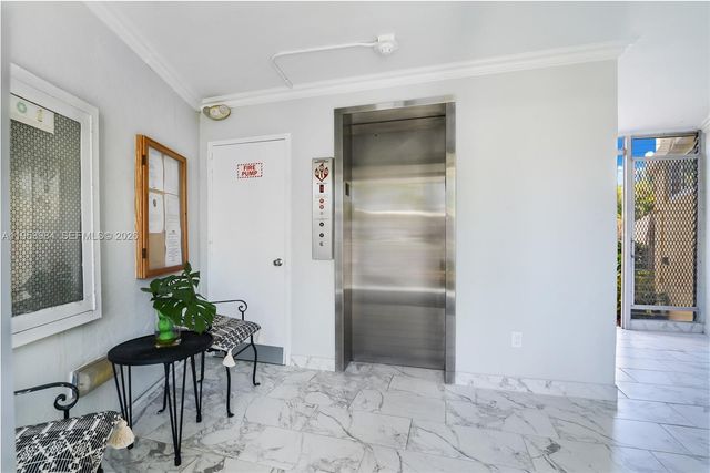 2400 NE 9th St 201, Fort Lauderdale, FL 33304