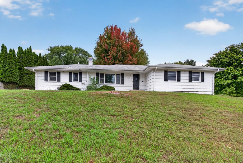 3500 W 89th Street, Bloomington, MN 55431 — exterior