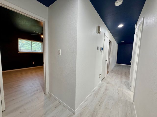 2021 Lexington Place, Bedford, TX 76022