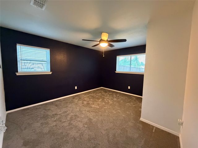 2021 Lexington Place, Bedford, TX 76022